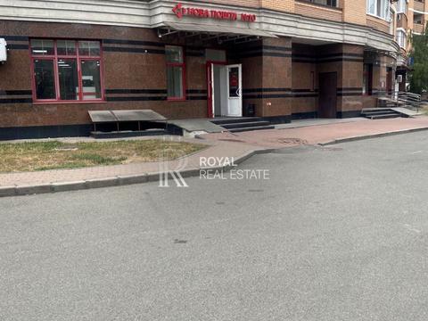 комерційна за адресою Машинобудівників вул., 1-А