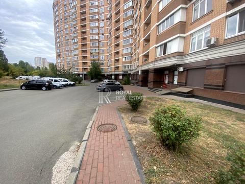 комерційна за адресою Машинобудівників вул., 1-А