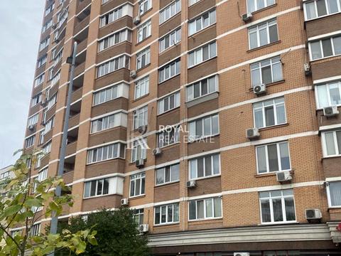 комерційна за адресою Машинобудівників вул., 1-А