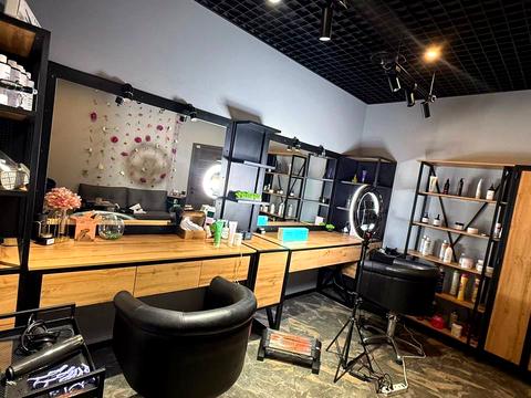 комерційна за адресою Красная, 1