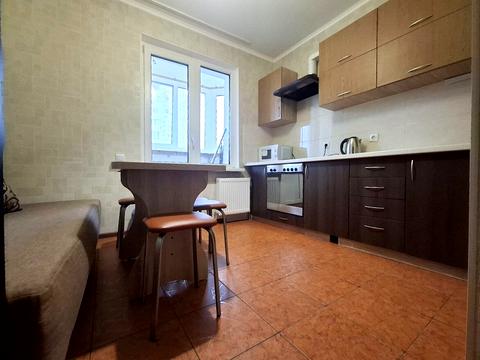 квартира за адресою Михайла Донця вул., 2-Б