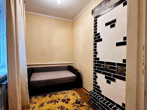 будинок за адресою Квітнева