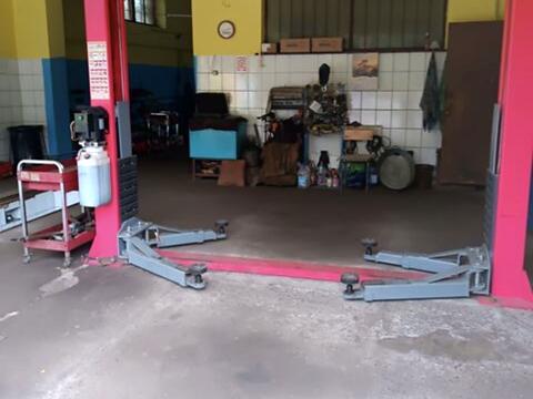 комерційна за адресою Михайла Драгоманова вул., 113