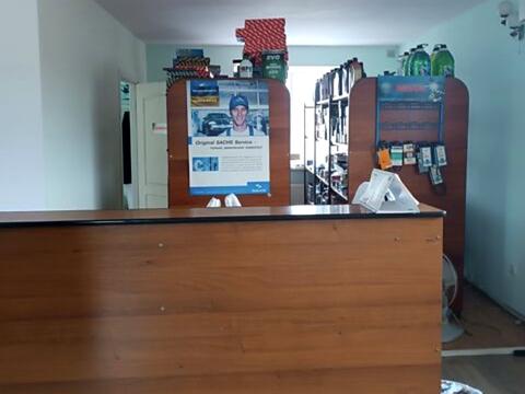 комерційна за адресою Михайла Драгоманова вул., 113