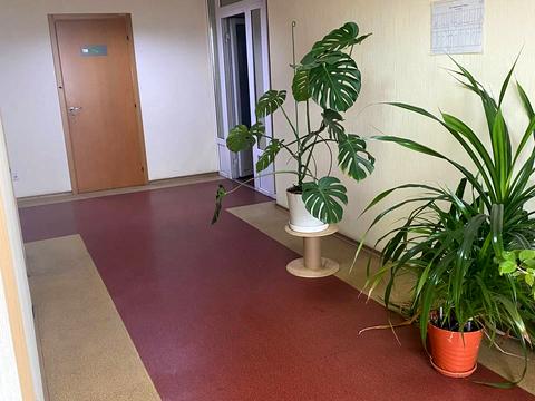 комерційна за адресою Березинська вул., 1