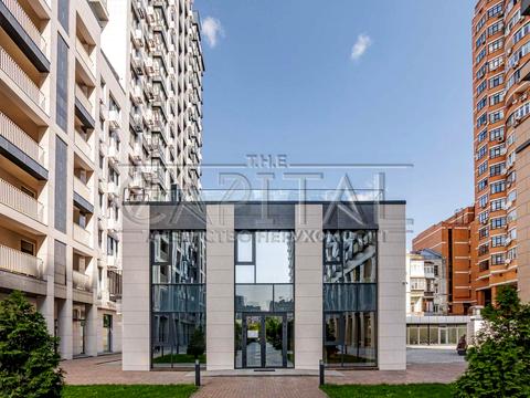 комерційна за адресою Бульварно-Кудрявська вул. (Воровського), 17