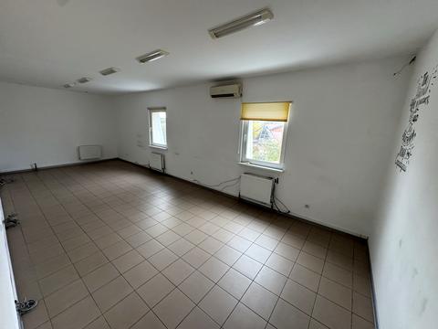 коммерческая по адресу Металлургов просп., 78