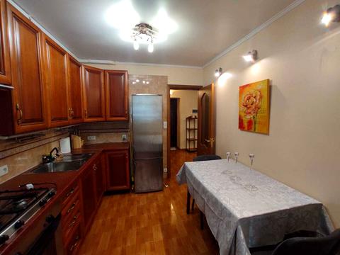 квартира за адресою Рибальська вул., 8