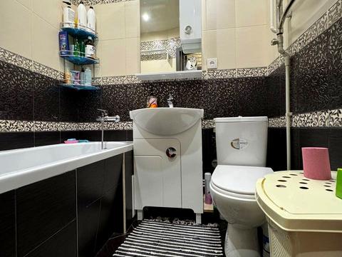 квартира за адресою Євгена Тельнова вул., 8 к5