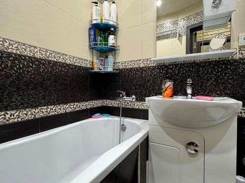 квартира за адресою Євгена Тельнова вул., 8 к5