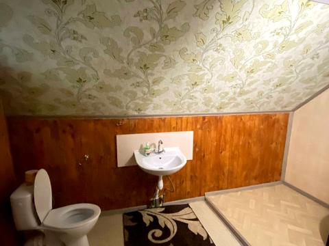 комерційна за адресою Лісова, 1