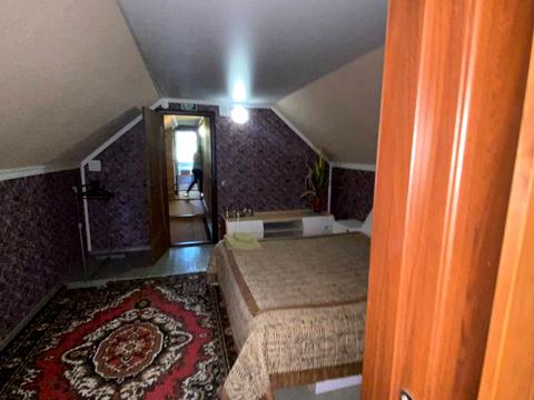 комерційна за адресою Лісова, 1