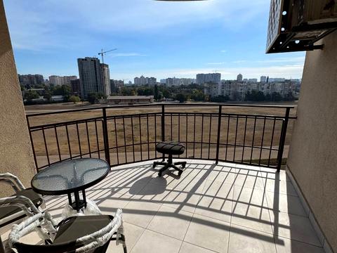 квартира за адресою Краснова вул., 3