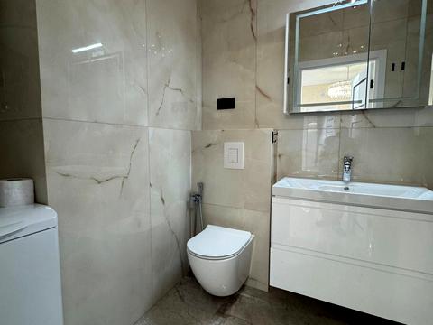 квартира за адресою Краснова вул., 3