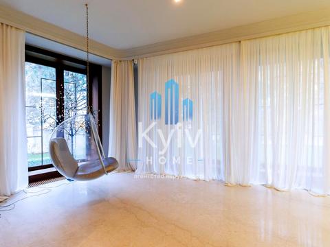 будинок за адресою с. Козин, Лугова