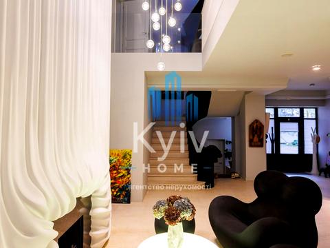 будинок за адресою с. Козин, Лугова