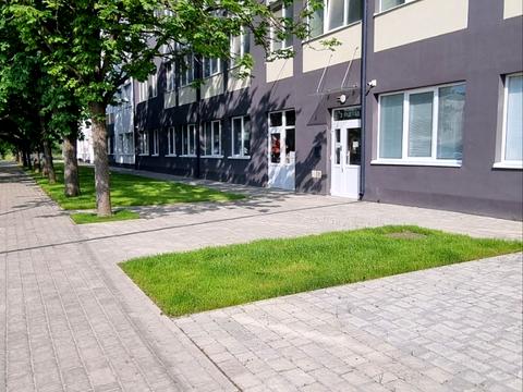 квартира по адресу Парижской Коммуны ул., 4