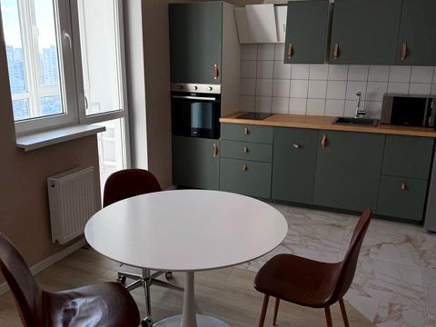 квартира за адресою Ревуцького вул., 40-В