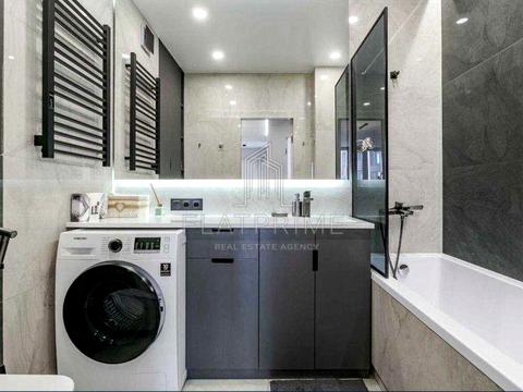 квартира за адресою Дніпровська набережна вул., 18-А