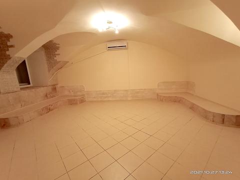 коммерческая по адресу Маяковского, 8