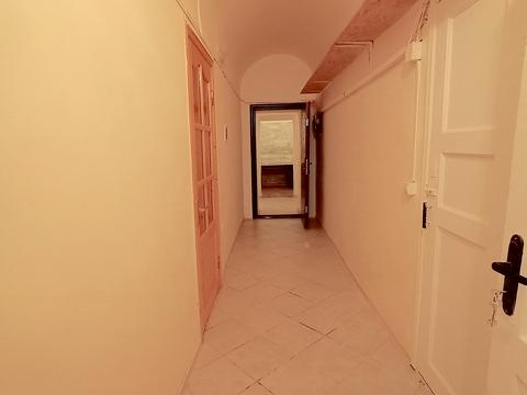 коммерческая по адресу Маяковского, 8