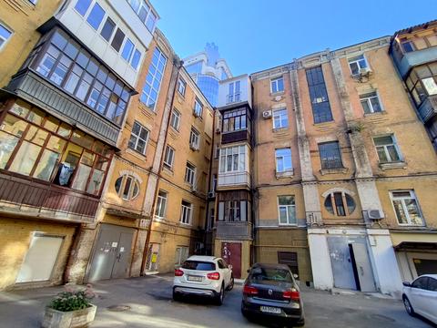 квартира по адресу Жилянская ул., 55