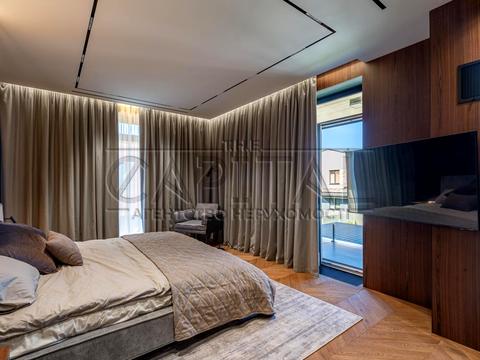 дом по адресу осіння, 6