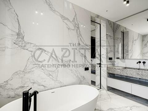 дом по адресу осіння, 6