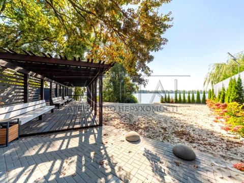 дом по адресу осіння, 6