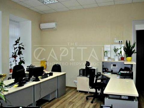 комерційна за адресою Ярославів Вал, 14