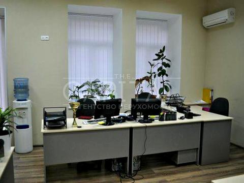 комерційна за адресою Ярославів Вал, 14