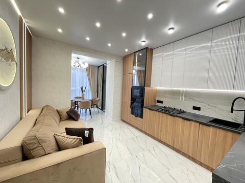 квартира по адресу Молодіжна ул., 8