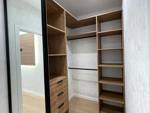 квартира по адресу Молодіжна ул., 8