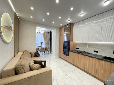 квартира по адресу Молодіжна ул., 8