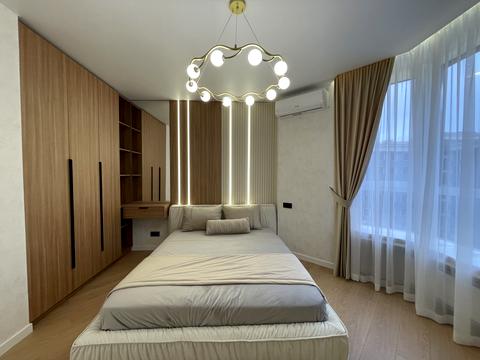 квартира по адресу Молодіжна ул., 8