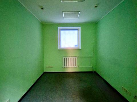 комерційна за адресою Миколи Руденка бульв. (Кольцова), 17-А