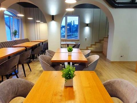 коммерческая по адресу  ул., 400