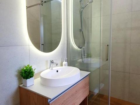 коммерческая по адресу  ул., 400