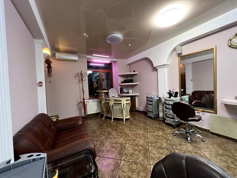 комерційна за адресою Миколи Голего вул. (Лебедєва-Кумача), 5