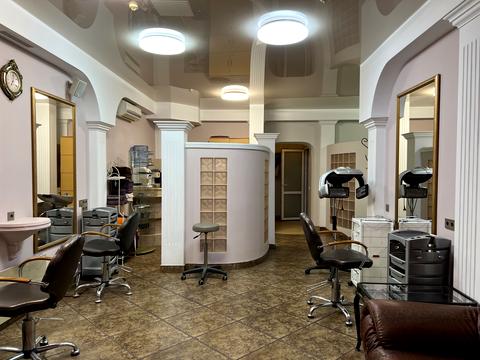 комерційна за адресою Миколи Голего вул. (Лебедєва-Кумача), 5