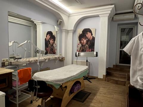 комерційна за адресою Миколи Голего вул. (Лебедєва-Кумача), 5