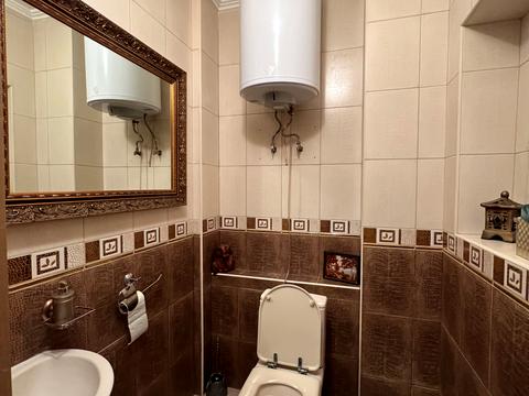 комерційна за адресою Миколи Голего вул. (Лебедєва-Кумача), 5