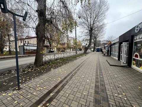 комерційна за адресою Романа Шухевича вул. (Курчатова), 3