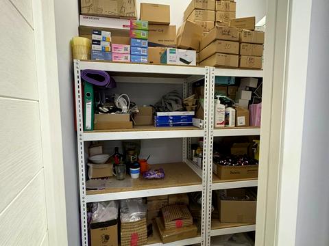 комерційна за адресою Драгоманова вул., 4-А