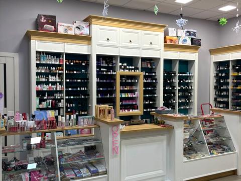 комерційна за адресою Драгоманова вул., 4-А