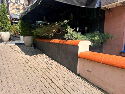 комерційна за адресою Полтавська вул., 3