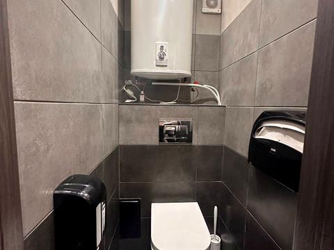 комерційна за адресою Полтавська вул., 3