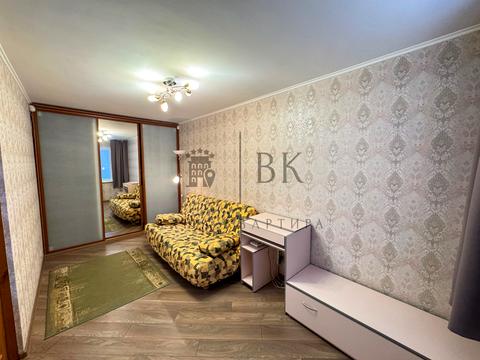 квартира за адресою Миколи Василенка вул., 14-Б