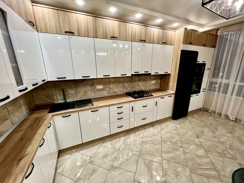 квартира за адресою Героїв Крут вул., 3