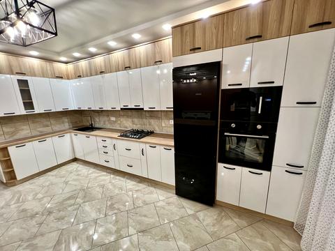 квартира за адресою Героїв Крут вул., 3